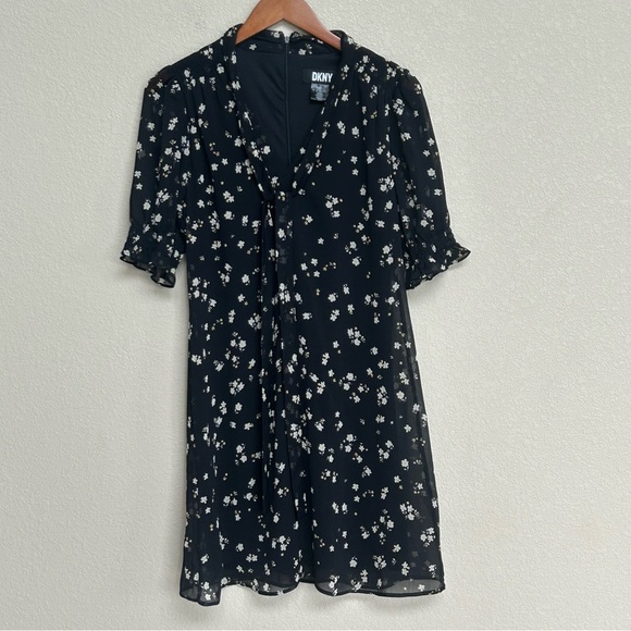 DKNY Black Dress with White and Yellow Floral Print Tie Neck Women’s Size 4 - Picture 1 of 5